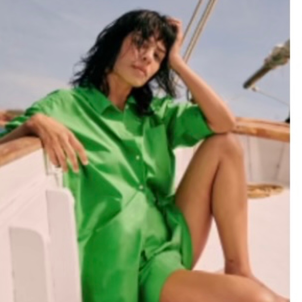 Sezane Max shirt Sz 46 (14 US) is so BRAT 💚